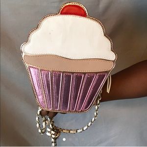 Cupcake Crossbody Bag